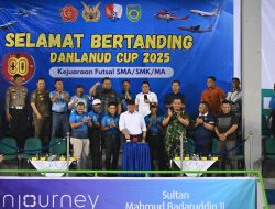Komandan Lanud SMH Bersama Forkopimda Sumsel Membuka Kejuaraan Futsal Danlanud Cup 2025 Tingkat SMA/SMK dan MA