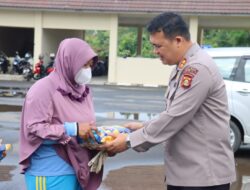 Polres Berikan Bantuan, Warga Ucapkan Terimakasih 