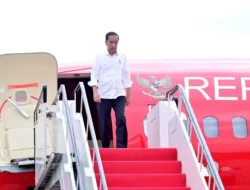 Ketua DPRD Sumsel Bersama Gubernur Dan Kapolri Sambut Kedatangan Presiden Jokowi di Bandara SMB II Palembang