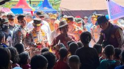 Kapolri Tinjau Pengungsian Korban Gempa NTT, Pastikan Penanganan Bencana Berjalan Optimal